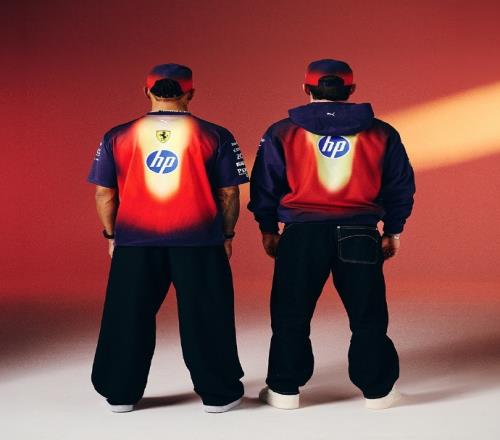 年曼联球迷,团体呼吁德,比战后举行,好博体育官网,APP下载,注册领彩金,官方网站,网站入口